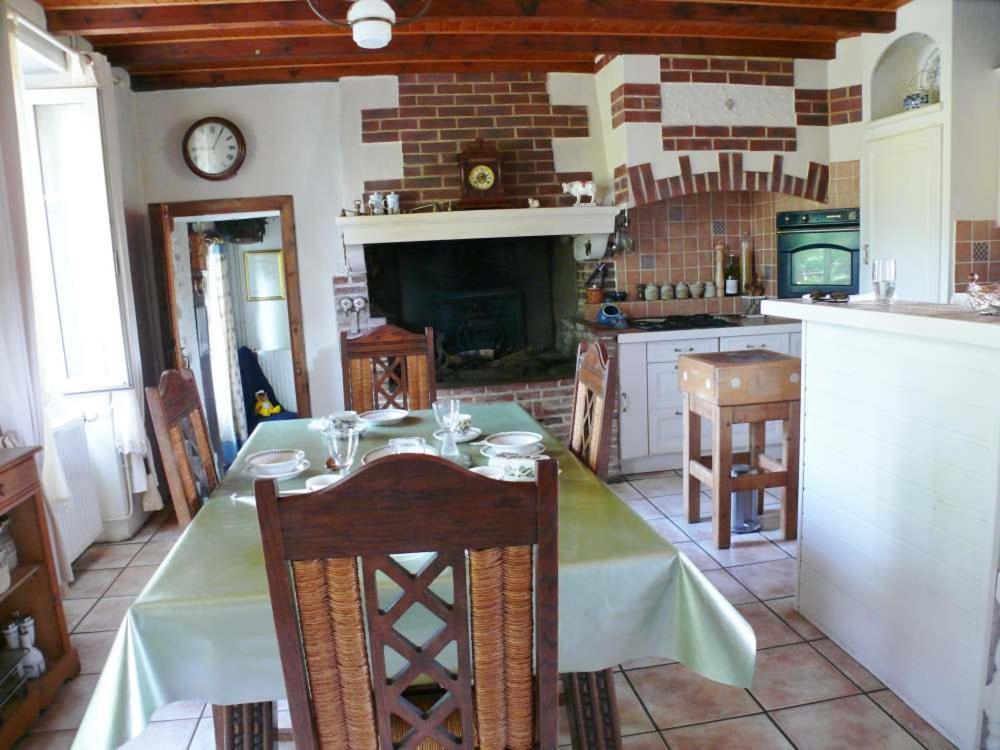 Papillons B&B - Beauty, Comfort And Peace 25 Mins From Puy Du Fou Montournais Esterno foto